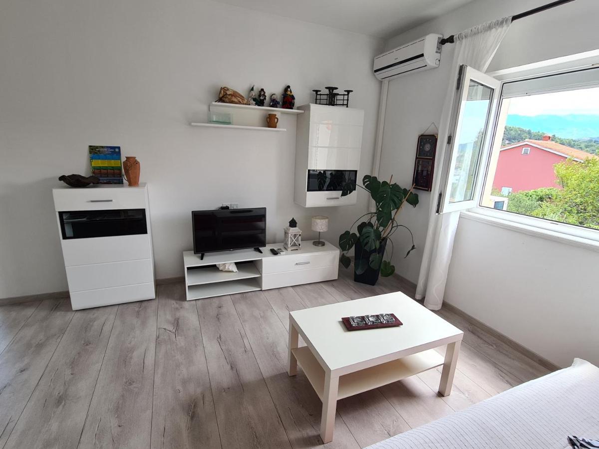 Apartman Karmen Barbat na Rabu Dış mekan fotoğraf